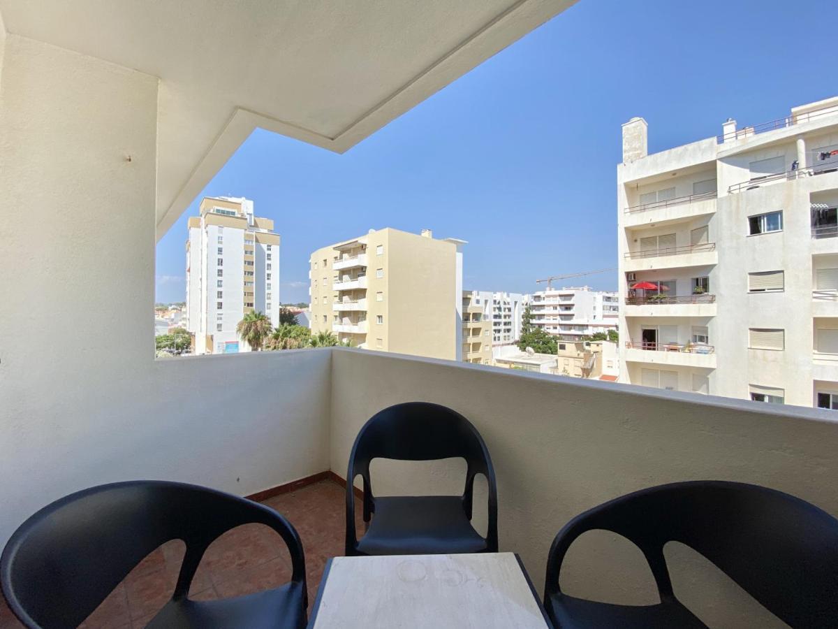 Chantal Apartment - Near The Beach - Quarteira Esterno foto