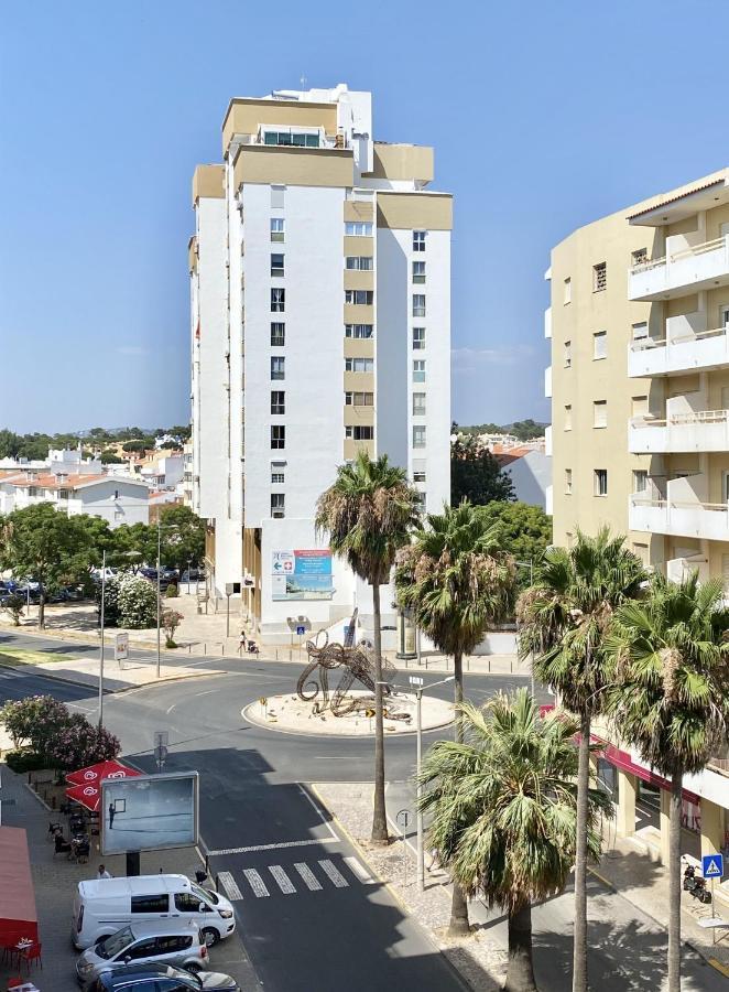 Chantal Apartment - Near The Beach - Quarteira Esterno foto