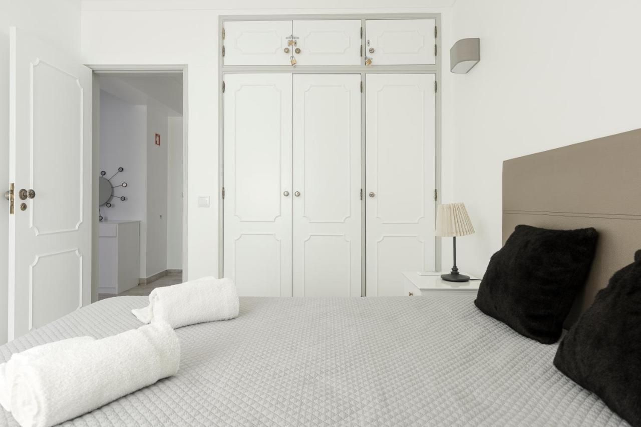 Chantal Apartment - Near The Beach - Quarteira Esterno foto